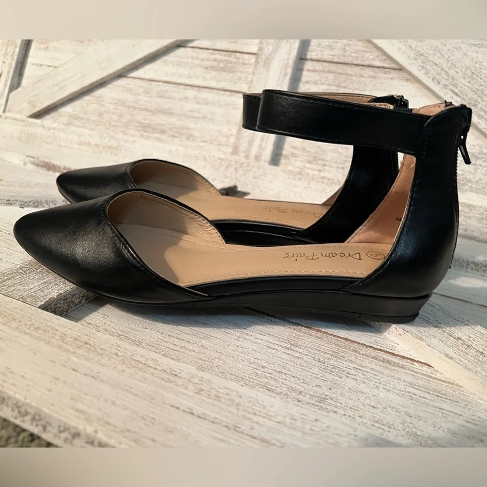 Dream Pairs Black Ankle Strap Flats